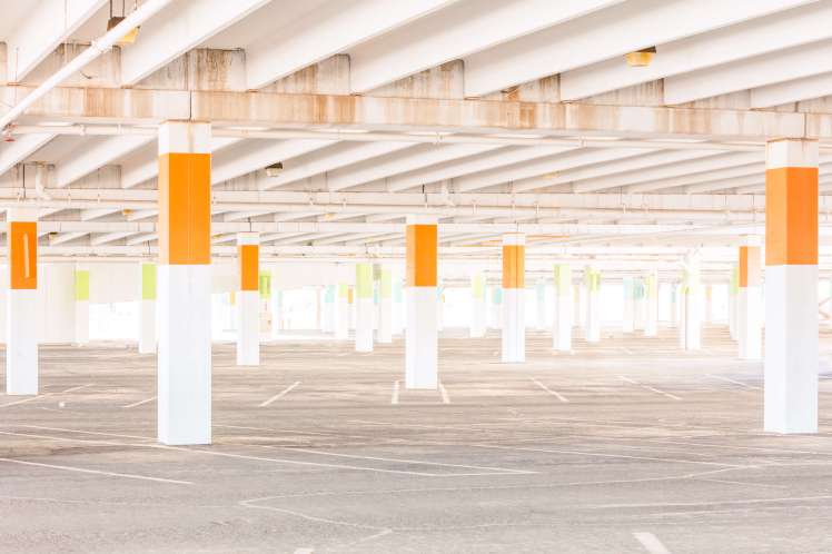photography-jesse-rieser-changing-landscape-american-retail-parking-balizroom-interior-blog